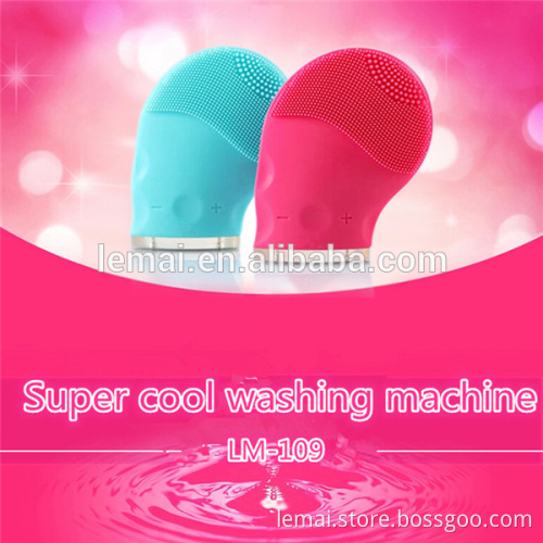 silicone facial brush for oily skin deep cleaning soft brush with vibrations